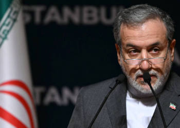 Chanceler do Irã contradiz Trump e afirma que negociações com EUA não serão retomadas tão cedo