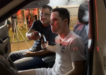 Médico que atirou na nuca da namorada e alegou acidente tem liberdade negada