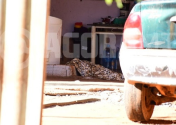 Homem de 49 anos é executado com quatro tiros