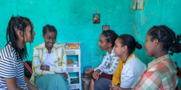 Déficit anual de US$ 420 bilhões bloqueia avanço em igualdade de gênero