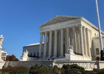 Suprema Corte dos EUA abre caminho para demissões em massa de Trump