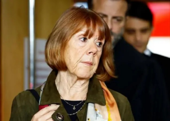 Gisèle Pelicot recebe a Legião de Honra, mais alta condecoração da França