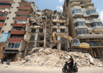 Israel volta a atacar Líbano após acusar Hezbollah de tentar se reerguer; 12 morrem