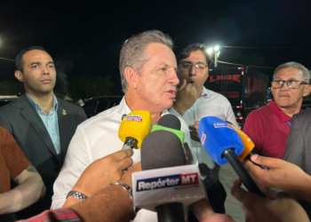 Mendes: Trump é meio louco, mas não podemos bater cabeça