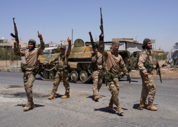 Israel limita entrada de soldados sírios em cidade da Síria com minoria aliada, diz agência