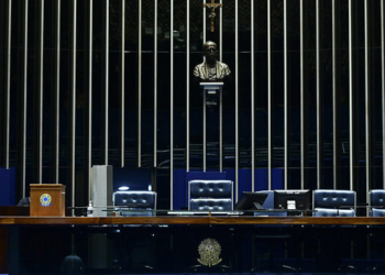 Congresso fechado: cinco vezes em que o Legislativo foi silenciado à força no Brasil