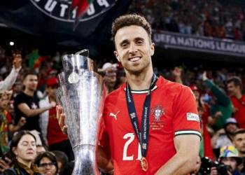 Atacante do Liverpool Diogo Jota e irmão morrem em acidente de carro