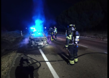 Diogo Jota: É #FAKE que foto de carro queimado em rodovia seja de acidente com jogador; imagem é de agosto de 2021