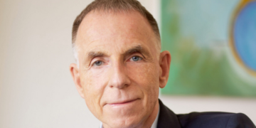 “Capitalismo é o melhor remédio para a pobreza”, diz sociólogo Rainer Zitelmann