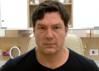 Ator Ricardo Macchi passa por harmonização facial