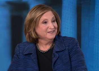 É ingênuo pensar que não há autocensura em parte da imprensa dos EUA, diz ex-jornalista do Washington Post