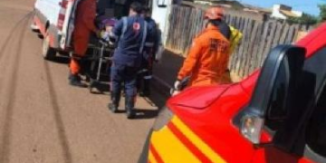 Mulher tem braço esmagado por máquina de fazer pão