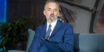 Diagnosticado com doença crônica severa, Jordan Peterson cancela agenda