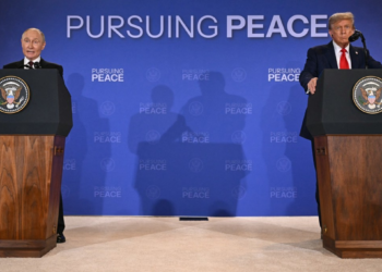 Após encontro de Trump e Putin, UE diz que aumentará sanções a Moscou e pede nova reunião sem Rússia