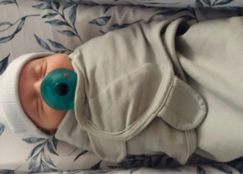 Embrião congelado por 31 anos se torna o “bebê mais velho do mundo” após adoção