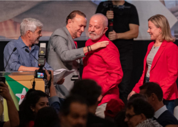 "Não nascerá outro Lula", diz novo presidente do PT