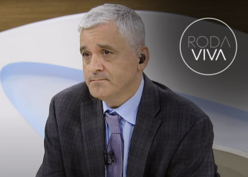 Cientista político Steven Levitsky diz que tarifaço dos EUA sobre Brasil é "capricho" de Donald Trump