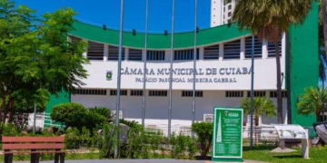 Câmara aprova PL que proíbe trans em competições femininas em Cuiabá