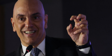 Referência de Moraes na regulação das redes, órgão do TSE usou brechas para censurar 