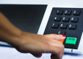 CCJ do Senado aprova voto impresso na reforma eleitoral