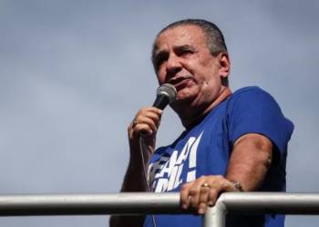 PF faz buscas e apreensões contra Silas Malafaia