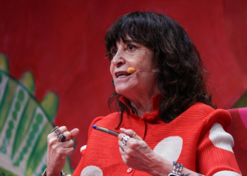 Rosa Montero conta na Flip como publicar ficção salvou a sua vida