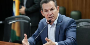 Auxílio-fardamento para policiais e bombeiros será pago em agosto, confirma Mauro