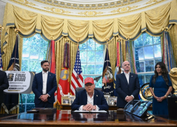 Trump diz que pode intervir em Chicago, Nova York e San Francisco, cidades governadas por adversários