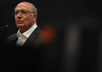 Governo anuncia crédito de R$ 12 bi para modernização de setor industrial