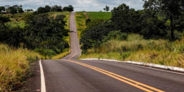 Governo atende pedido do TCE e suspende leilão de rodovias