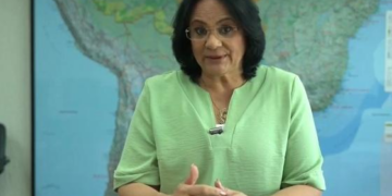 Damares Alves diz que está com câncer