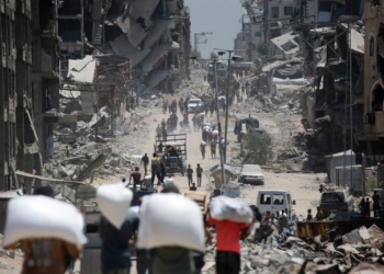 Hamas divulga vídeo de refém israelense cavando a própria cova: 'Isso não é ficção, isso é real'