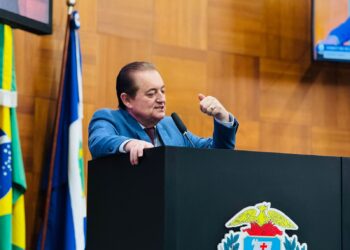 Sebastião Rezende garante aprovação de lei que proíbe bebidas alcoólicas em festas escolares em Mato Grosso