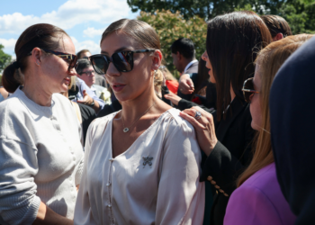 Quem é Marina Lacerda, a brasileira que relatou ter sido abusada por Epstein