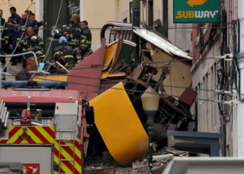 Bondinho descarrila em Lisboa: o que se sabe sobre a tragédia que deixou 15 mortos em Portugal