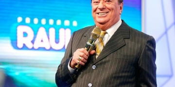 Raul Gil é hospitalizado em São Paulo