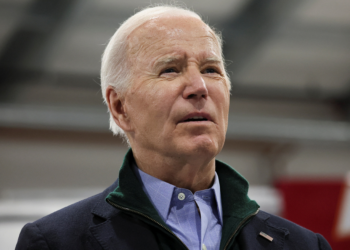 Biden passa por cirurgia devido a câncer de pele, diz agência