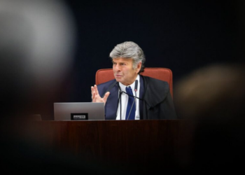 Queria que Fux desse voz de prisão a Alexandre de Moraes