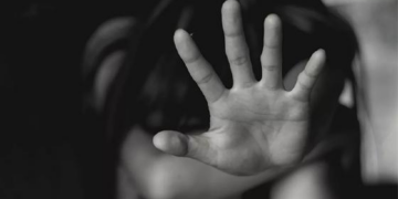 Psicólogo de 34 anos estupra menina de 6 anos em consultório em Sinop