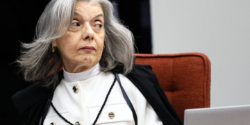 O que diz o livro “História de um crime”, usado como referência por Cármen Lúcia