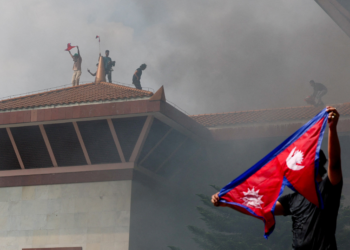 Número de mortos após protestos no Nepal sobe para 51
