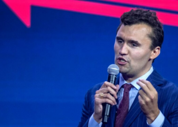 Direita proibida: a criminalização das ideias conservadoras