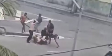 Homem é morto a pauladas em briga entre torcedores; veja vídeo