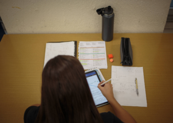 MEC autoriza 456 cursos ter aulas semipresenciais pela nova política de EAD