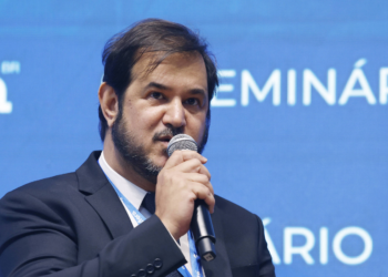 Piloto diz que Rueda é dono de aviões operados por empresa de voos do PCC