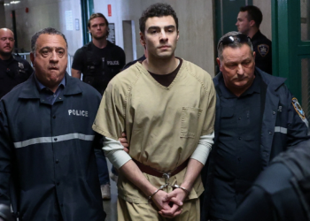 Advogados de Luigi Mangione pedem que juiz barre pena de morte pelo assassinato de executivo