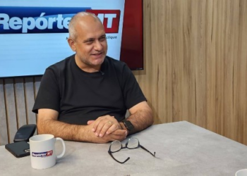 Cartinhas Pokémon podem ser exercício para a criança aprender a poupar e negociar