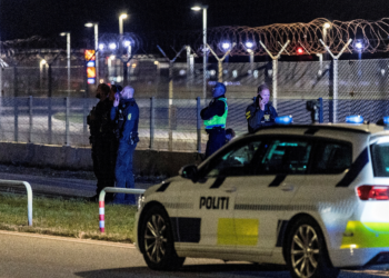 Drones suspeitos voltam a obrigar autoridades a fechar aeroporto na Dinamarca