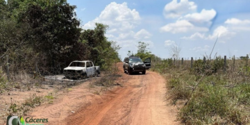 Três corpos carbonizados são encontrados em caminhonete em Vila Bela