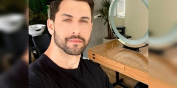 Cabeleireiro é condenado por dizer que não contrata “preto, petista e viado”